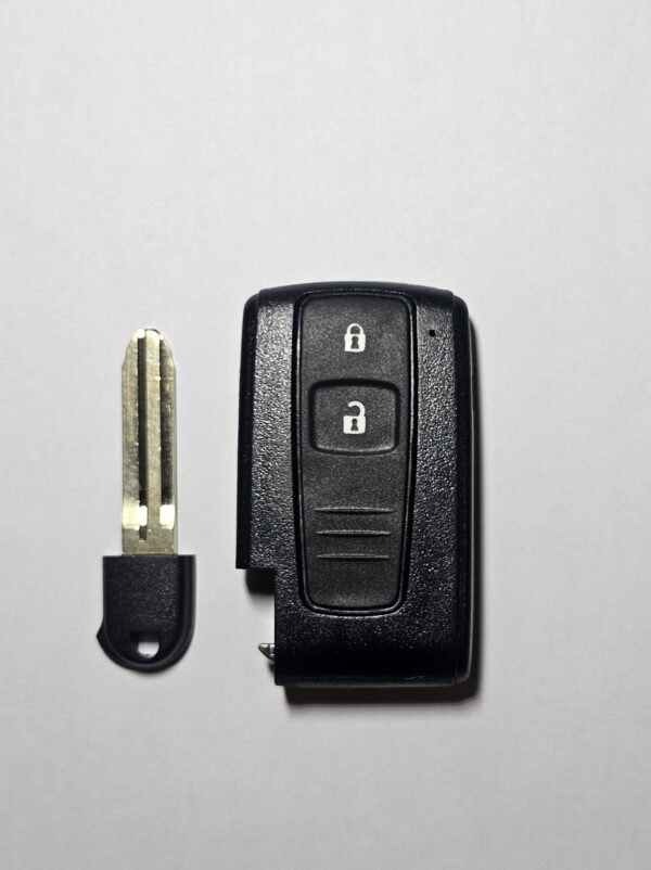 Toyota Semi Smart key Prius 20 series 2 button slot chip 4D 312.20MHZ